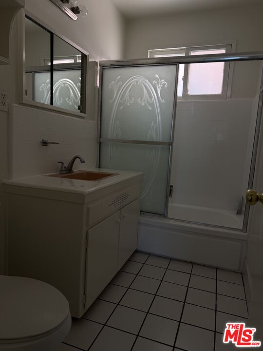 1244 4 AVE