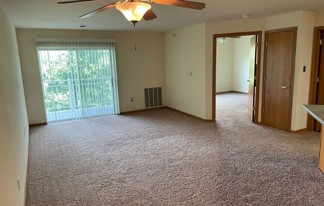 1 bed, 1 bath, 805 sqft, $1,440, Unit 925-203