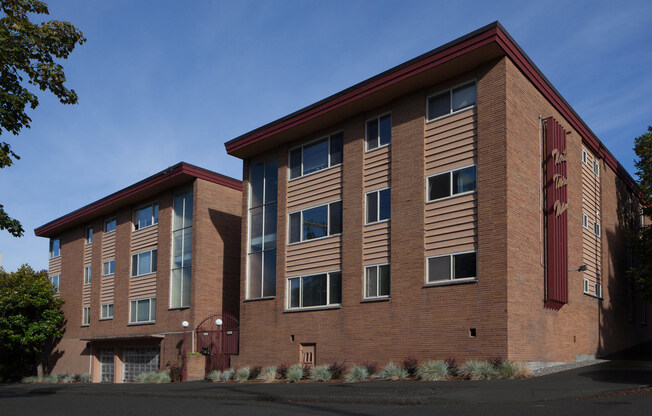 North Towne Manor