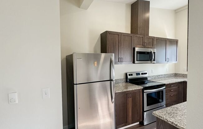 1 bed, 1 bath, 690 sqft, $1,200, Unit Cap6