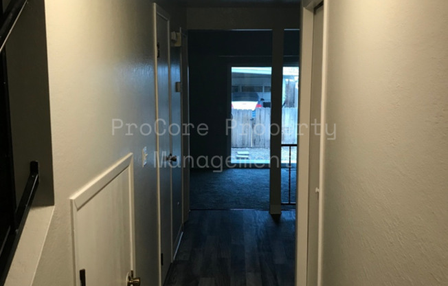 2 beds, 1.5 baths, $1,250