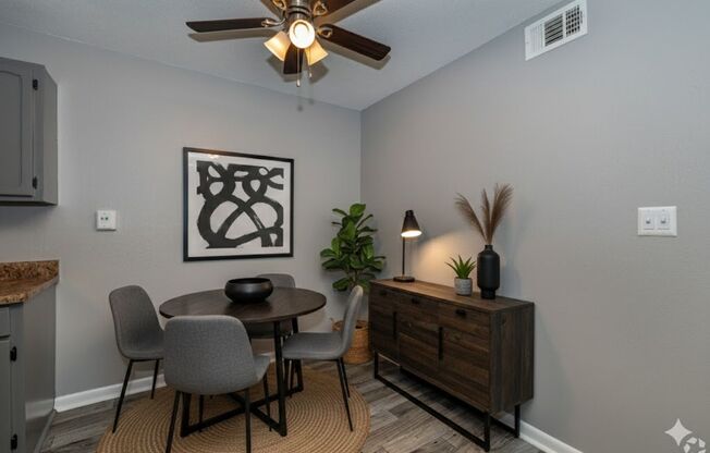 1 bed, 1 bath, 615 sqft, $715