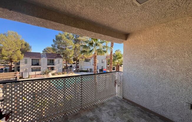 2 beds, 2 baths, $1,200, Unit # 202