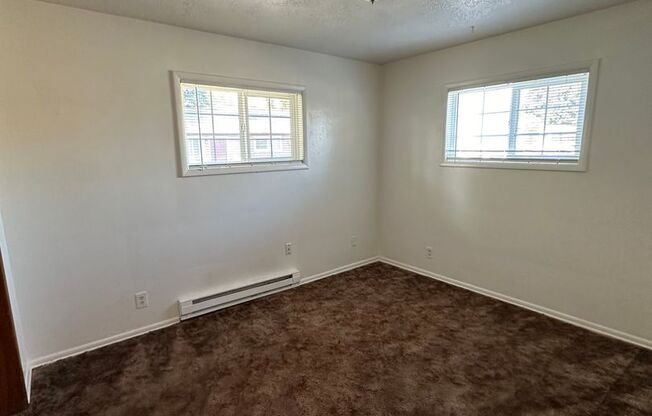 2 beds, 1 bath, 688 sqft, $1,250, Unit 2560