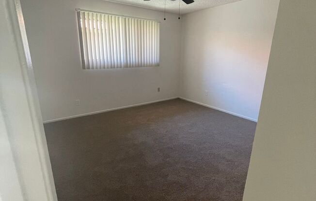 1 bed, 1 bath, 696 sqft, $1,950, Unit 39