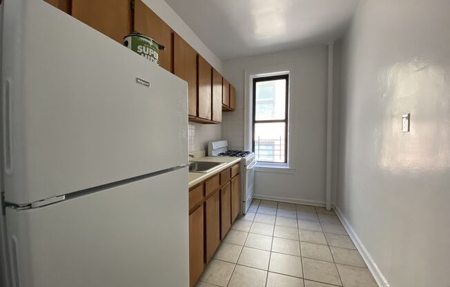 2823 42 ST