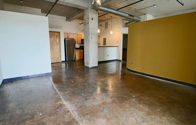 1 bed, 1 bath, 644 sqft, $1,395, Unit APT 2E