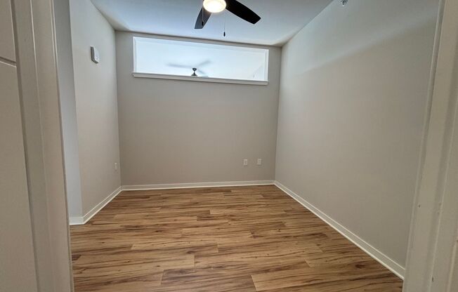 Studio, 1 bath, 585 sqft, $1,515, Unit 10025-304