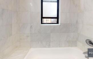 1 bed, 1 bath, 650 sqft, $3,695, Unit 82