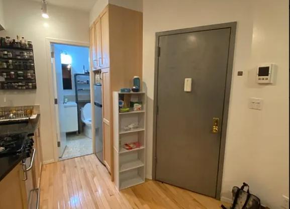 Studio, 1 bath, $3,400, Unit 3D