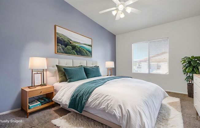 3 beds, 2 baths, $1,640, Unit # 1224