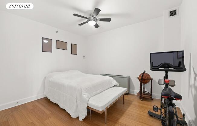 1 bed, 1 bath, 832 sqft, $4,995, Unit 2FS