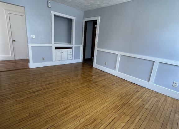 10 PORTER ST