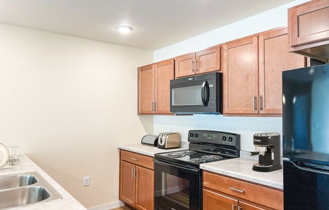 2 beds, 1 bath, 939 sqft, $1,345, Unit AT 719-04