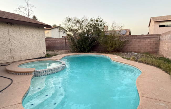 6802 W BONILLO DR