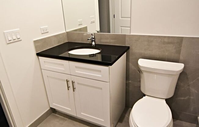 1 bed, 1 bath, 871 sqft, $3,150, Unit 3833-720