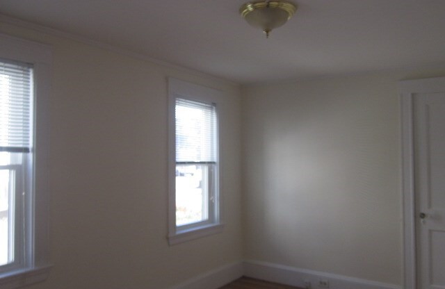 27 ELLIOT ST
