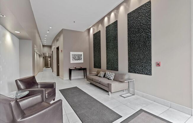 1 bed, 1 bath, 850 sqft, $2,300, Unit North Euclid Ave 9 #441