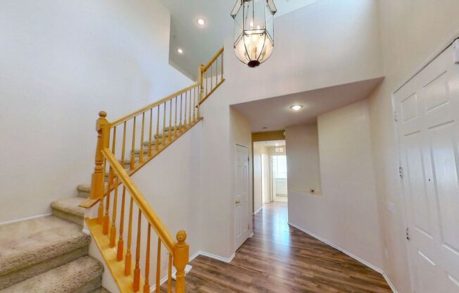 Spacious 4 Bedroom 3 Bath Home in East Highland!!
