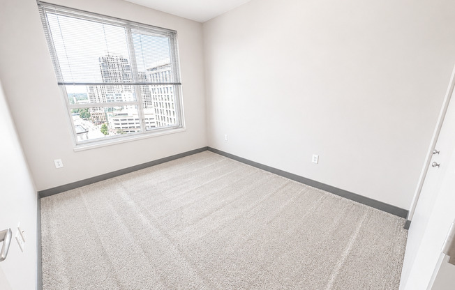 3 beds, 2 baths, 1,292 sqft, $2,795, Unit 802