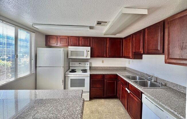 River Glen Dr Unit 369 5422 ( NL )