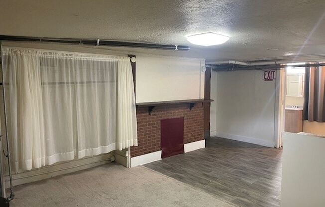 Studio, 1 bath, 475 sqft, $675, Unit 04