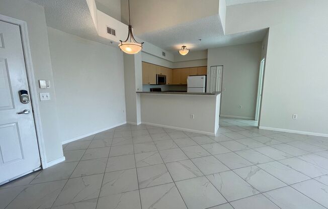 2 beds, 2 baths, $1,900, Unit #306