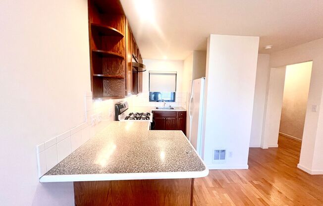 Great Mission Location!! Fresh 1 bedroom/1 bath with utilities included!