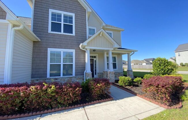 BEAUTIFUL HOME IN PATRIOT PARK!