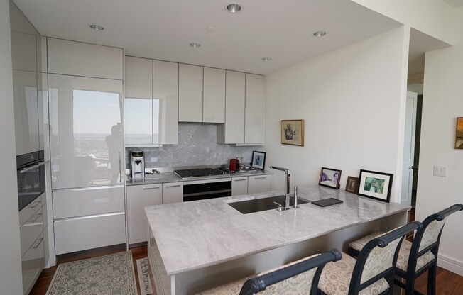 2 beds, 2.5 baths, 1,403 sqft, $24,000, Unit 5103