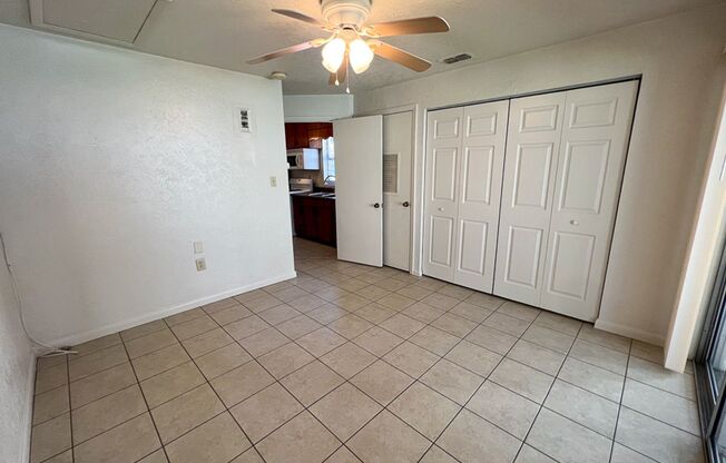 1 bed, 1 bath, 472 sqft, $950, Unit 6