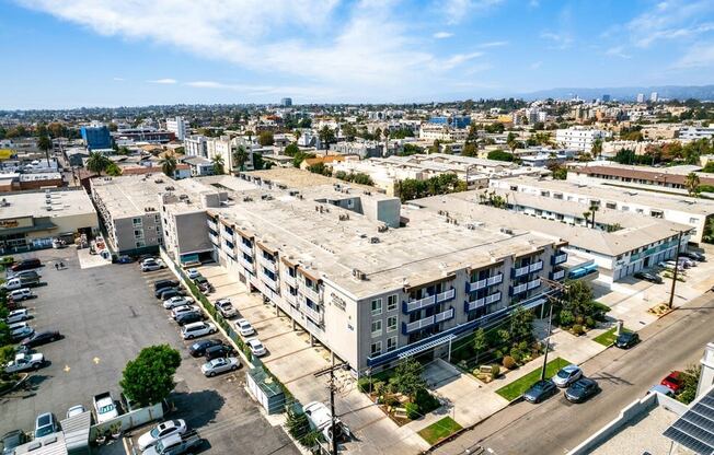 Apartment for rent in Palms near DTLA and Santa Monica