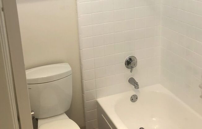 106 Villa Pointe Apartments