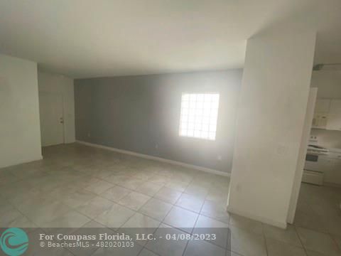 2728 NE 3 CT