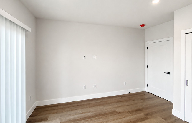 1 bed, 1 bath, 615 sqft, $2,450, Unit 502