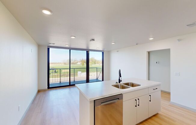 1 bed, 1 bath, 468 sqft, $965, Unit 6013 - 201