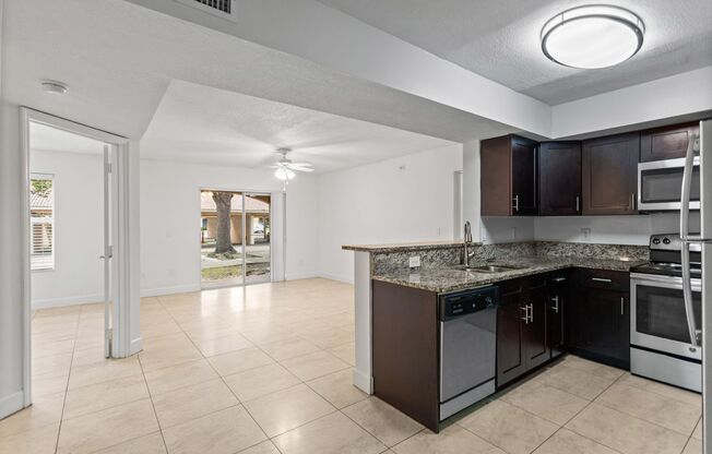 2 beds, 1 bath, 1,015 sqft, $2,175, Unit 03 - 302