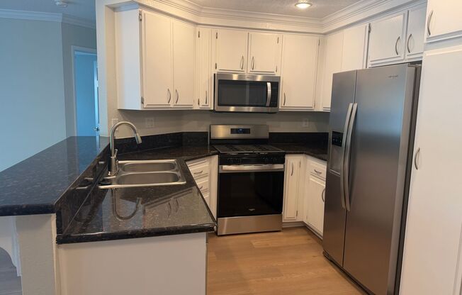 1 bed, 1 bath, 694 sqft, $2,360, Unit 310