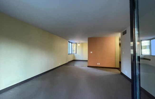 2 beds, 2 baths, $1,895, Unit APARTMENT 3D