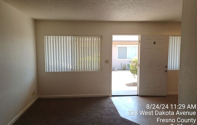 2 beds, 1 bath, 880 sqft, $1,199, Unit 212-B