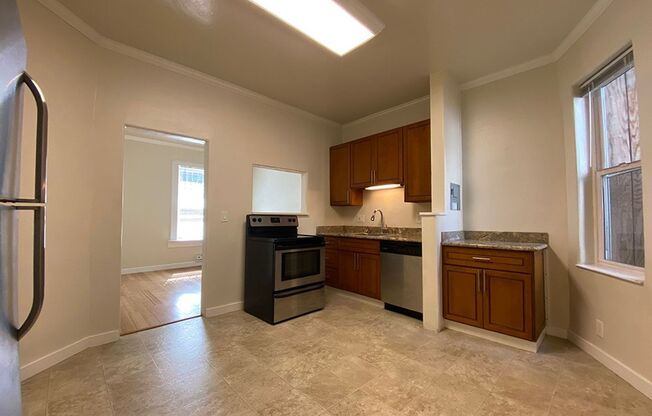 1 bed, 1 bath, $2,695