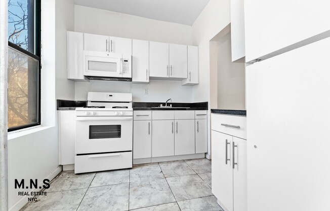 555 W 170th St 43