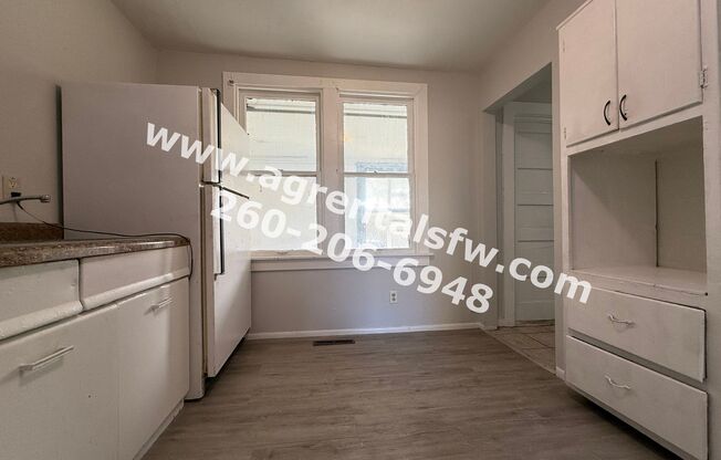 2 beds, 1 bath, $895