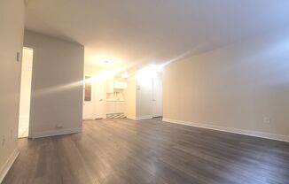 2 beds, 1 bath, $1,195, Unit 113