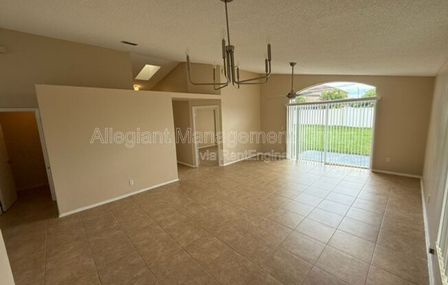 1448 AVLEIGH CIR