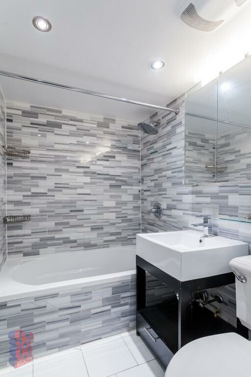 145 E 26 ST