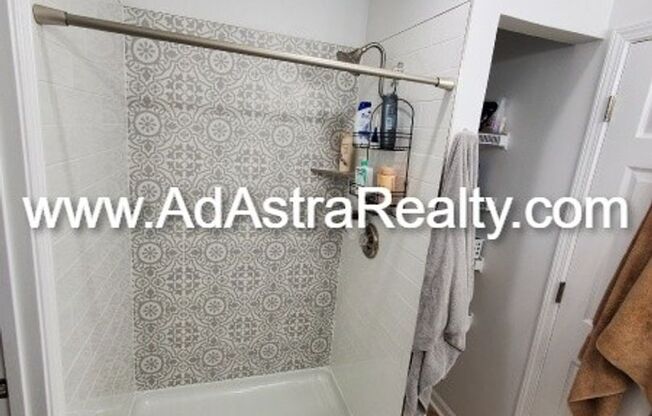 2 beds, 3.5 baths, $1,900