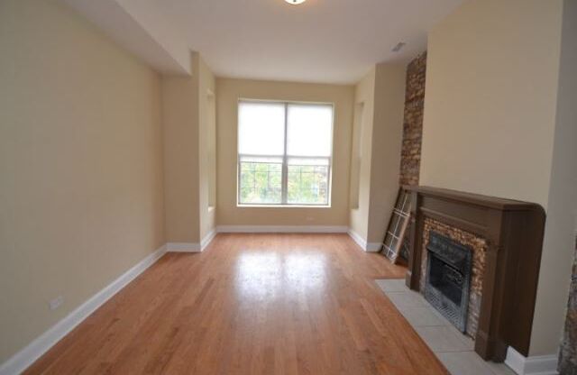 1738 HURON