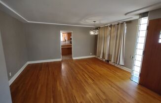 3 beds, 2 baths, $2,300