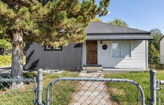 Recently Renovated 2 Bedroom Basement Unit